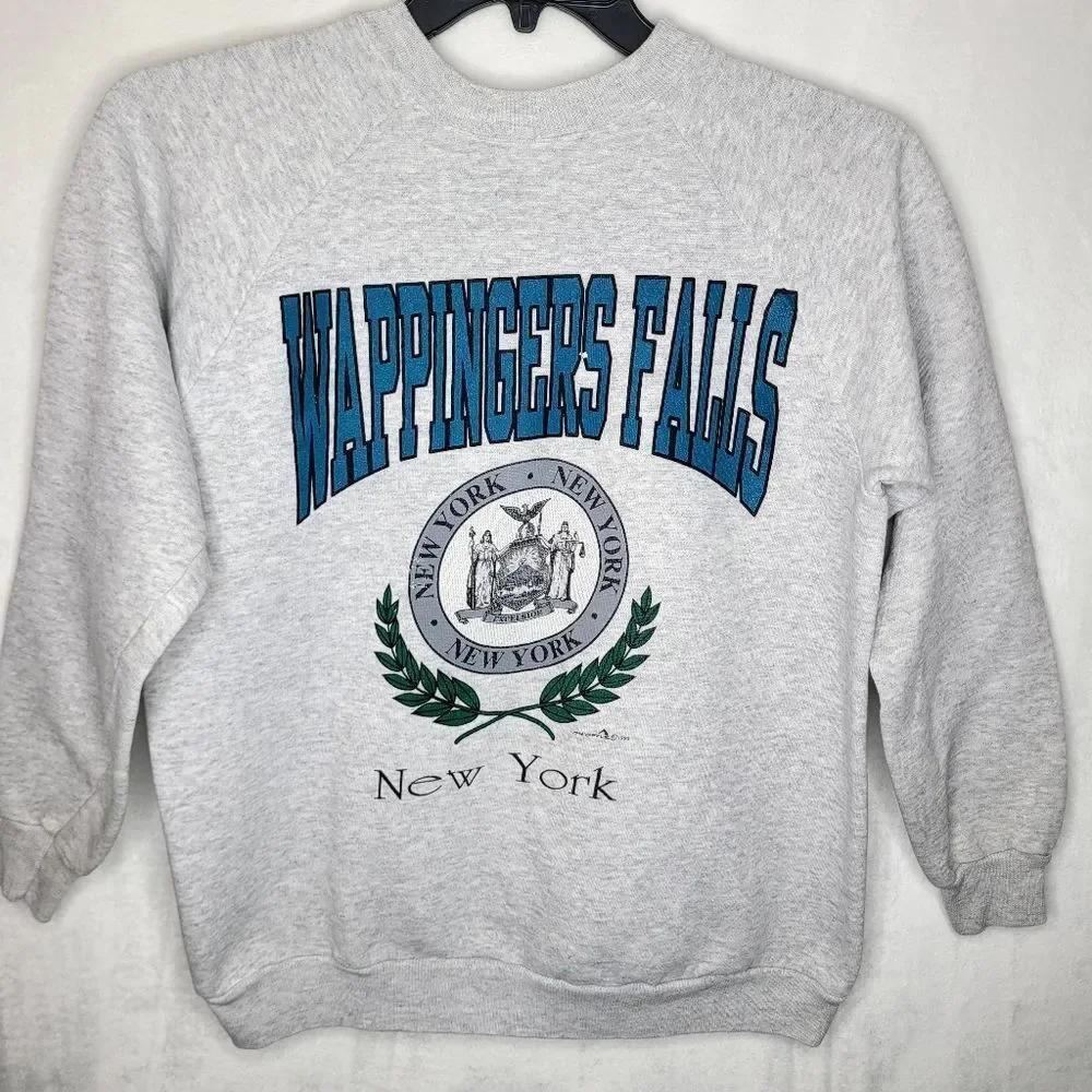 Vintage‎ 1992 Wappingers Falls New York Sweater Size Medium